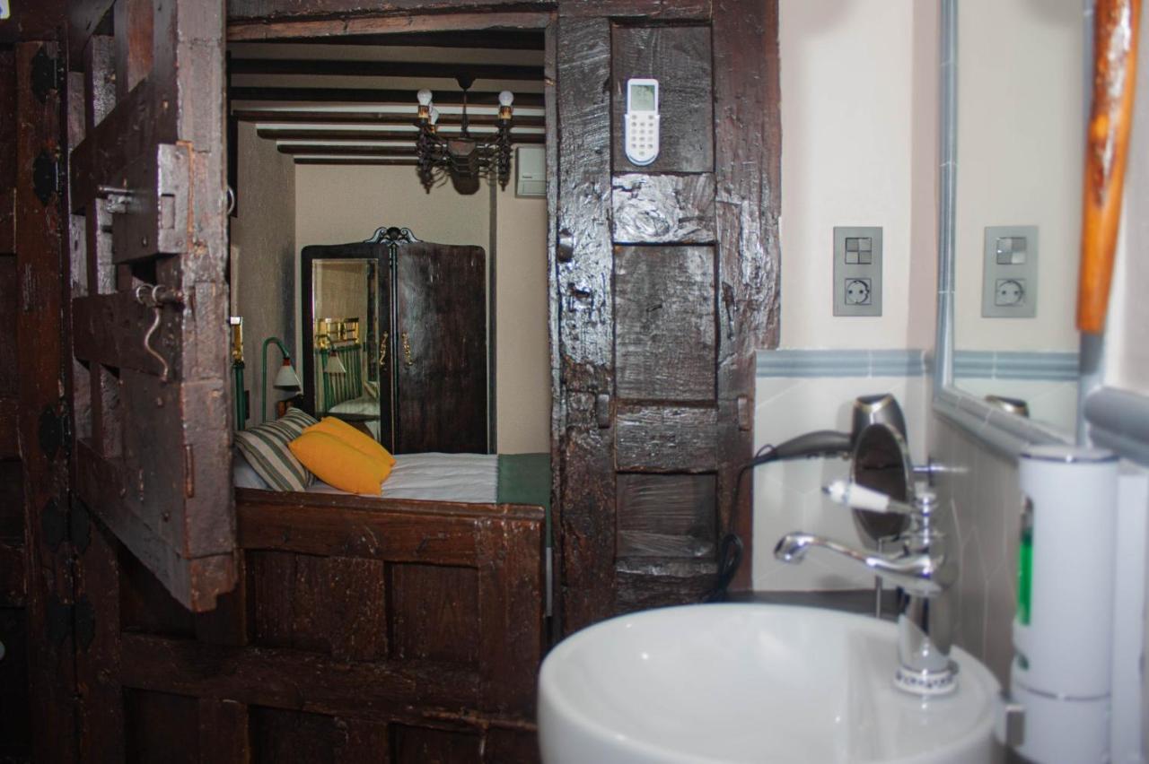 Casa Rural La Bodega, Ofrece Cata De Vino Gratis Horche Buitenkant foto