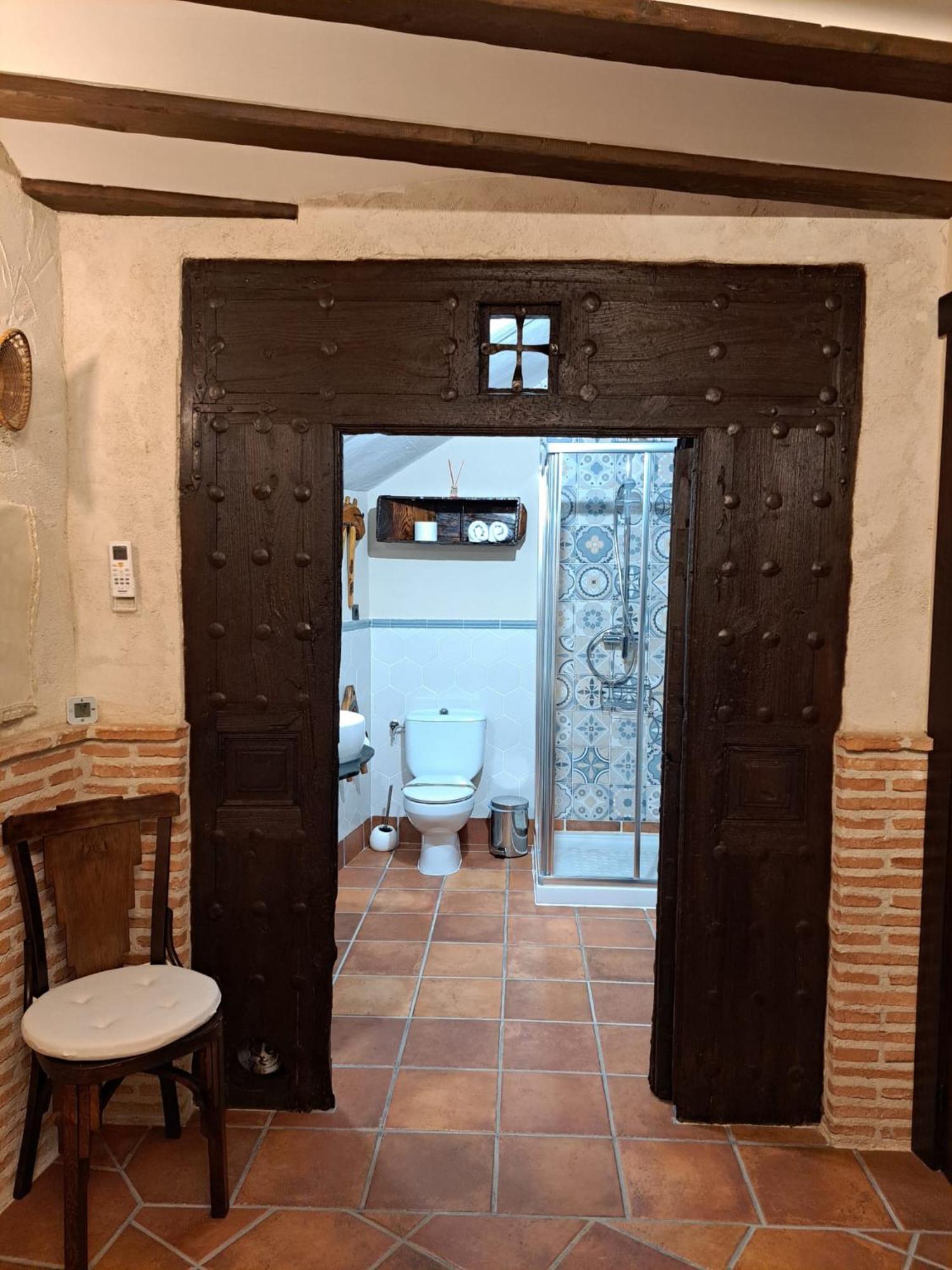 Casa Rural La Bodega, Ofrece Cata De Vino Gratis Horche Buitenkant foto