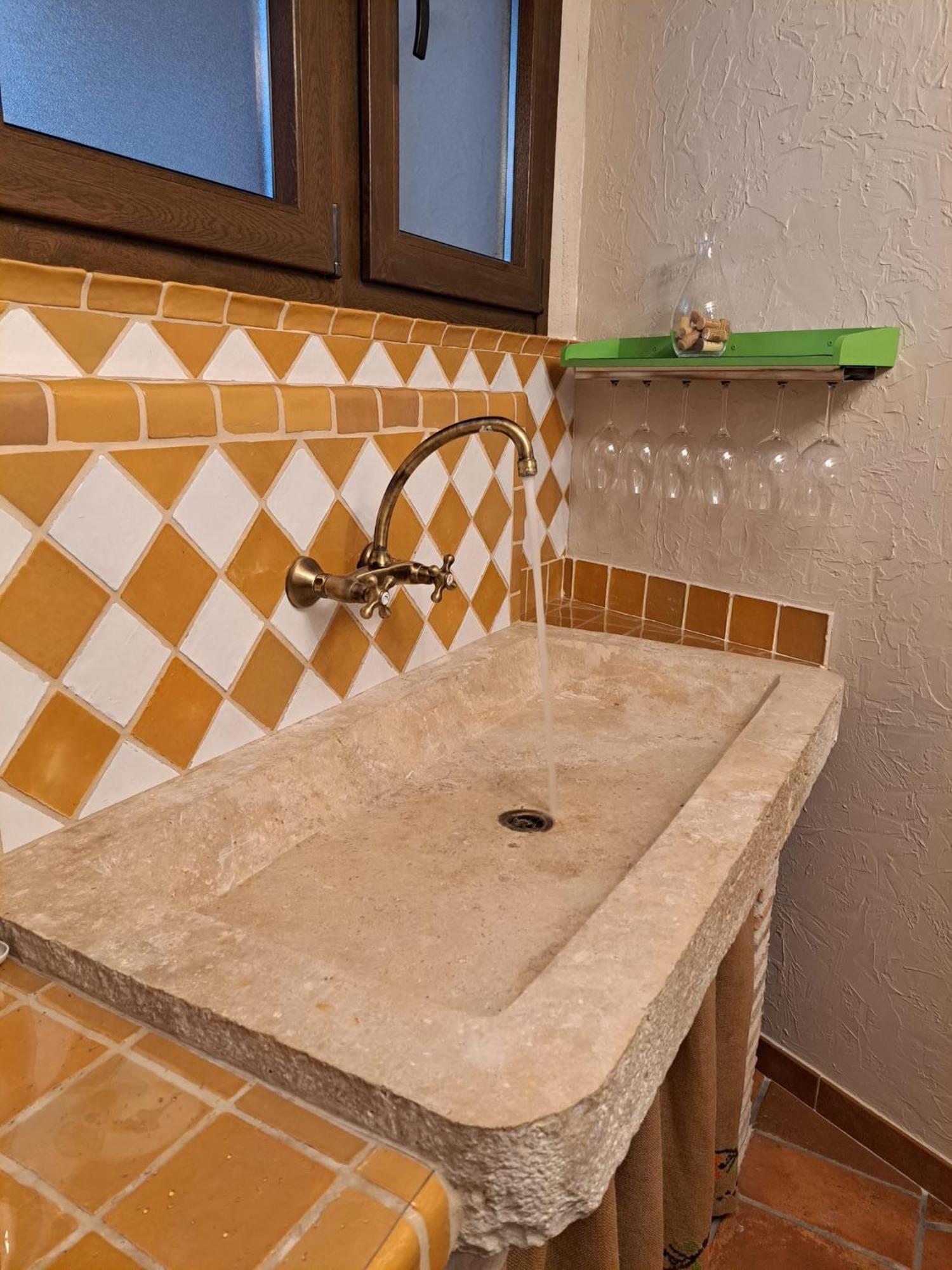 Casa Rural La Bodega, Ofrece Cata De Vino Gratis Horche Buitenkant foto