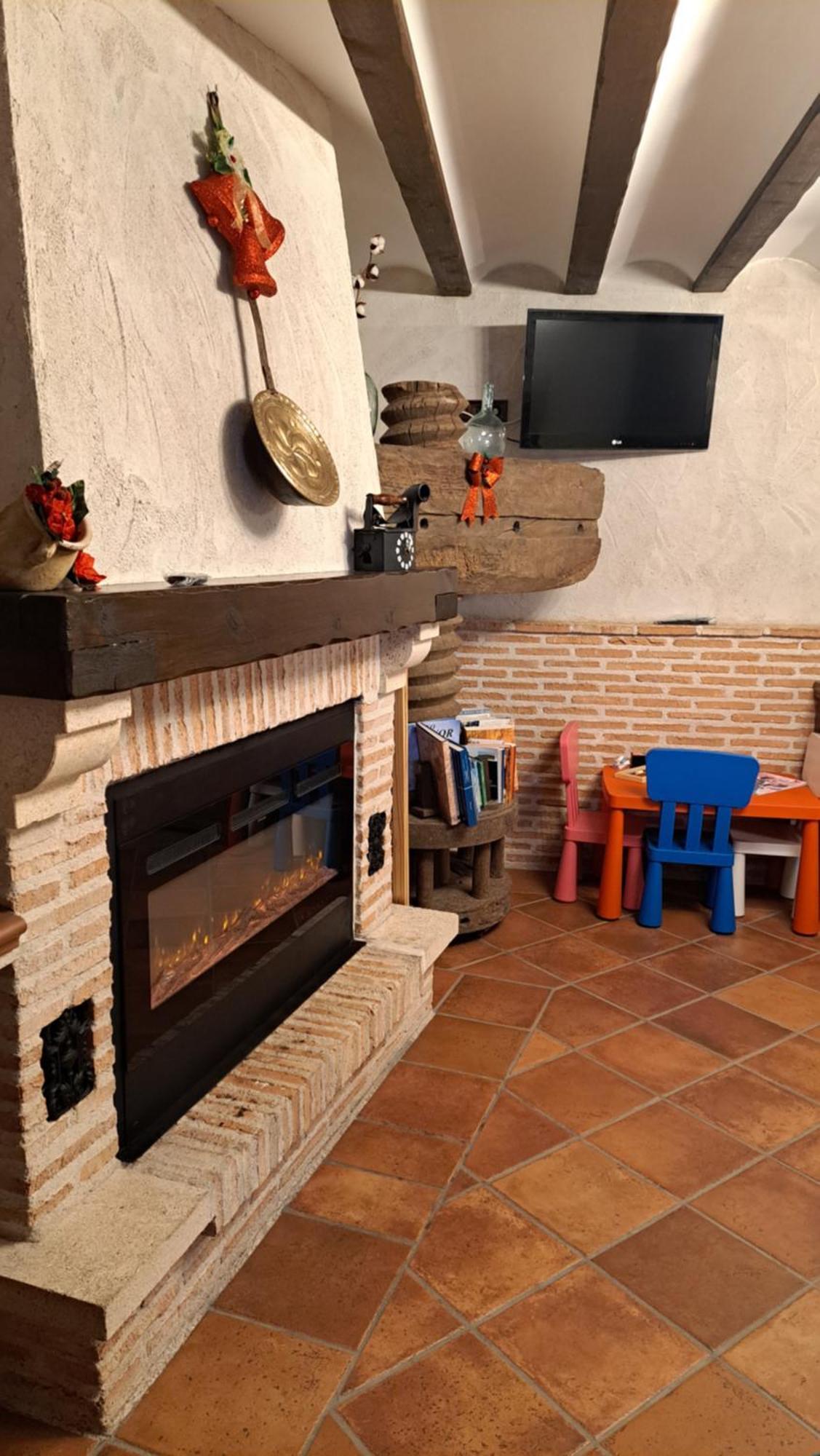 Casa Rural La Bodega, Ofrece Cata De Vino Gratis Horche Buitenkant foto